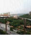 隐形防护网 隐形防盗网厂家安装中